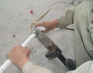 云霄漏水维修电话